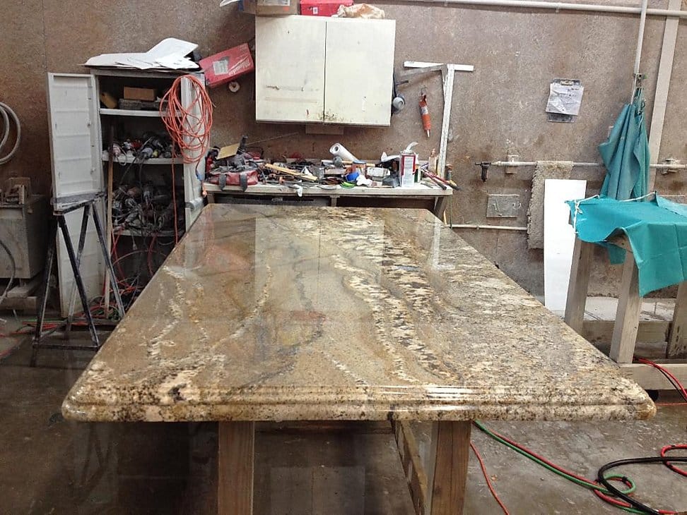 Read more about the article What Countertop Colors Never Go Out of Style?